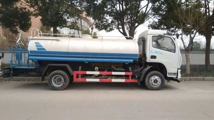 東風特商灑水車 城市清潔的多功能守護者